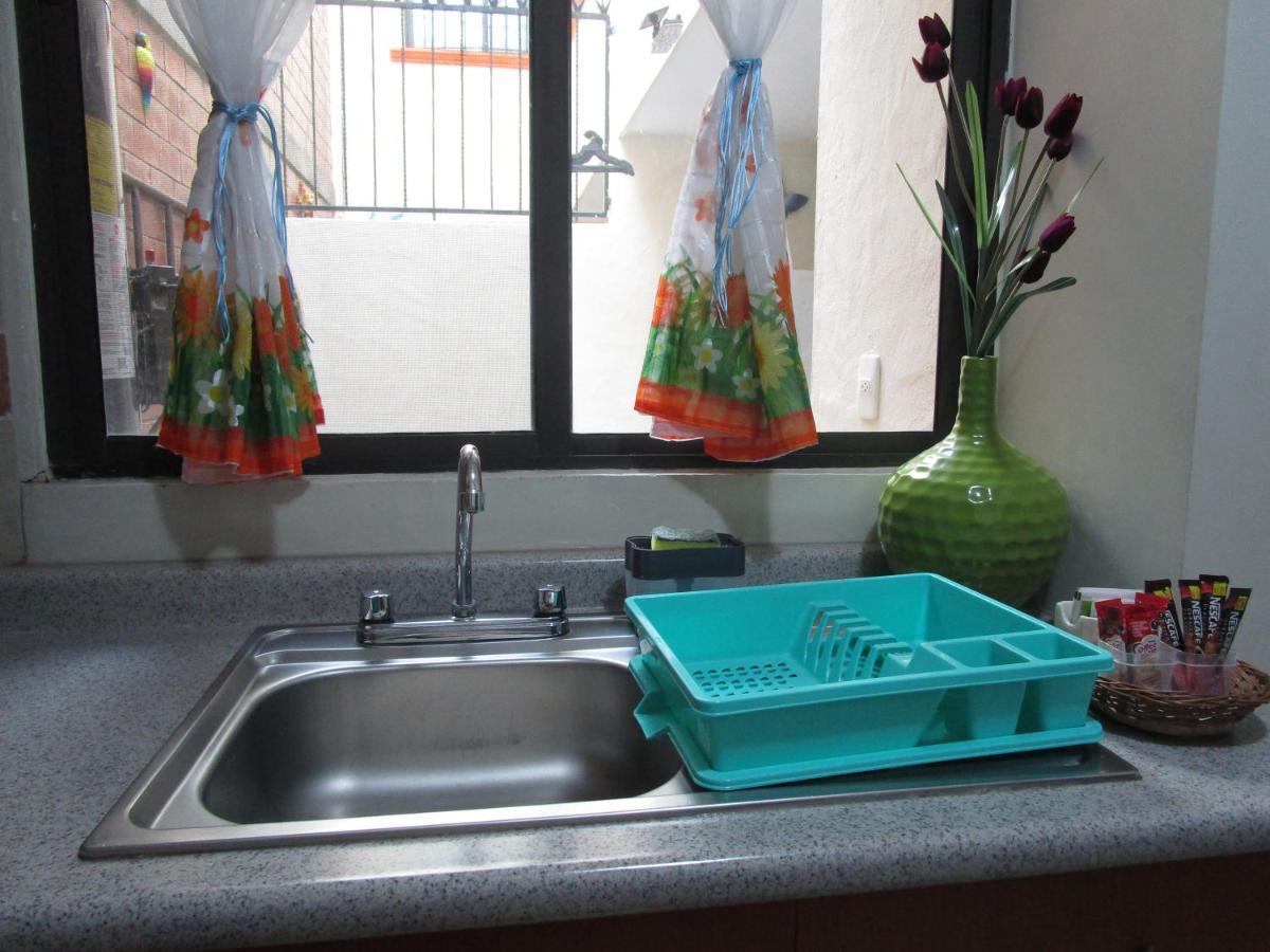 Preciosa Casa Palmera En Cuernavaca Con Alberca, Wifi, Tv Y Cocina Para Fin De Semana, Descanso, Vacaciones O Home Office Emiliano Zapata  Buitenkant foto